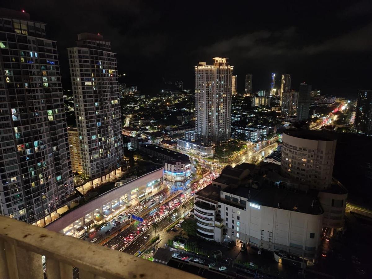 The Landmark Seaview Netflix By Blue Sky Holidays George Town Exterior foto