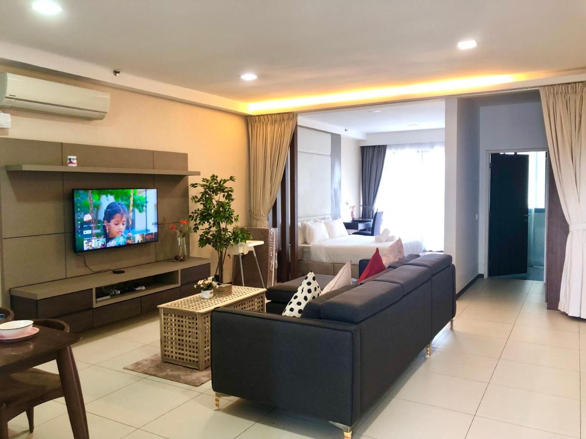 The Landmark Seaview Netflix By Blue Sky Holidays George Town Exterior foto